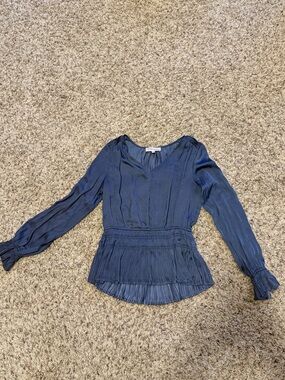 Philosophy Grey V-Neck Long-Sleeve Peplum Blouse